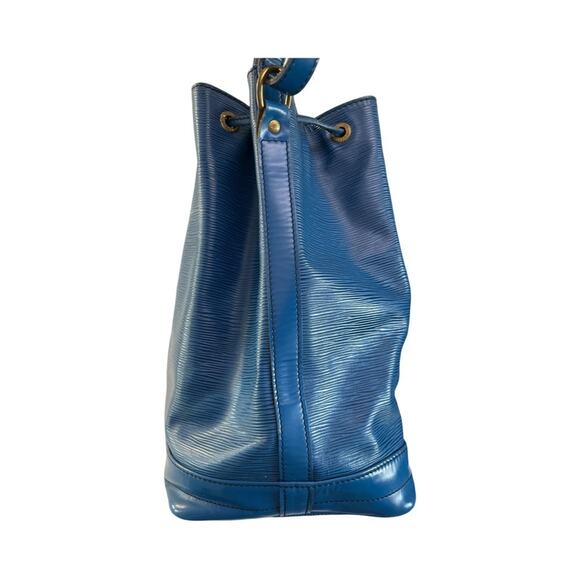 Authentic Louis Vuitton Blue Epi Noé Bucket Bag Made in France With Dust Bag - Picture 8 of 16